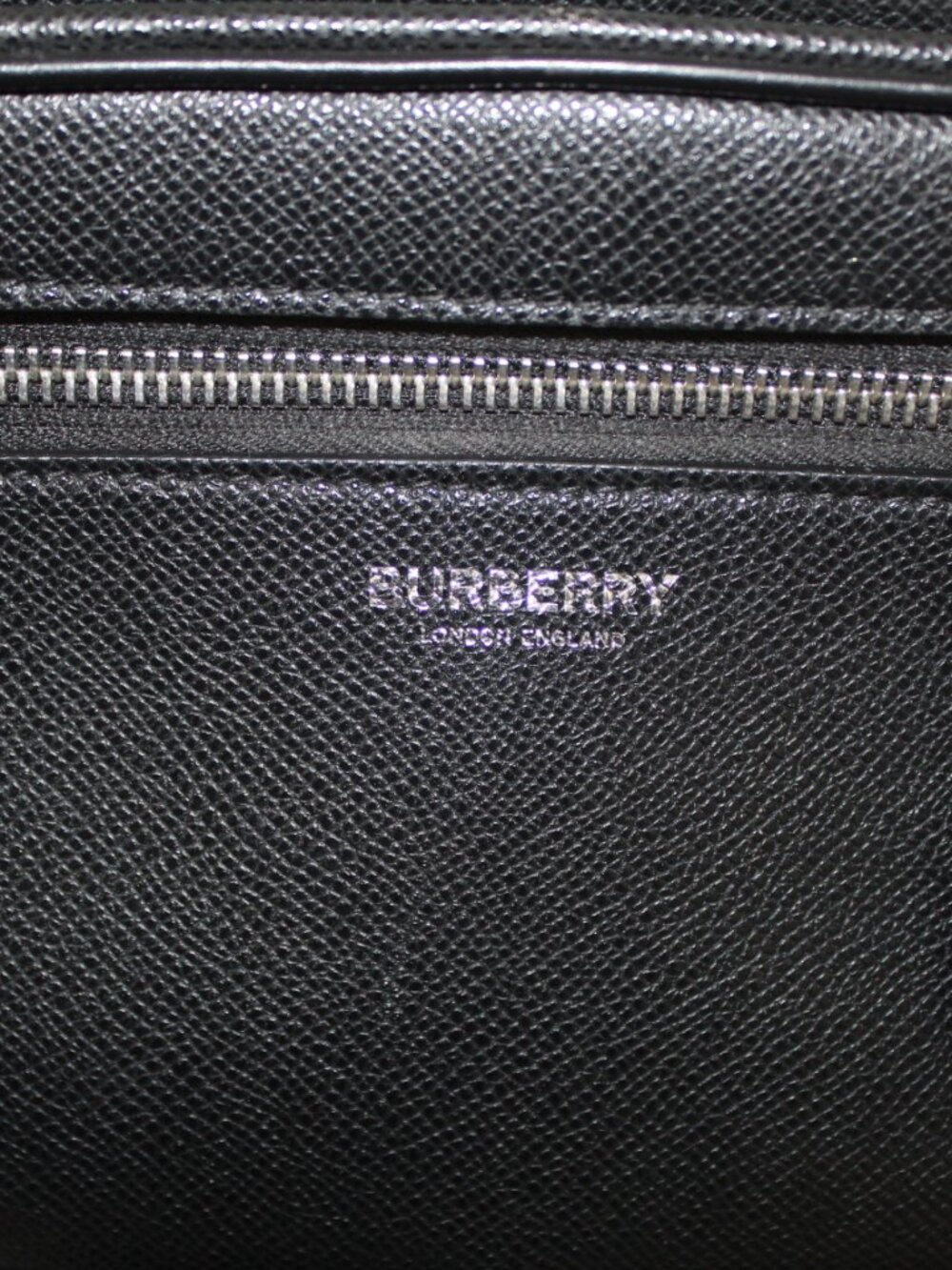 NWT Burberry Paddy Leather Crossbody Shoulder Bag Wide Strap Black Zip Top - Picture 6 of 11